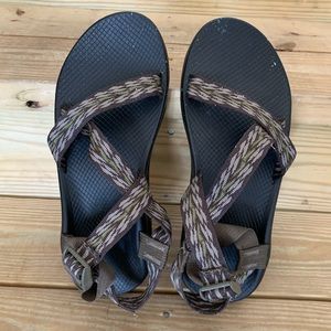 Men’s Chacos Size 11